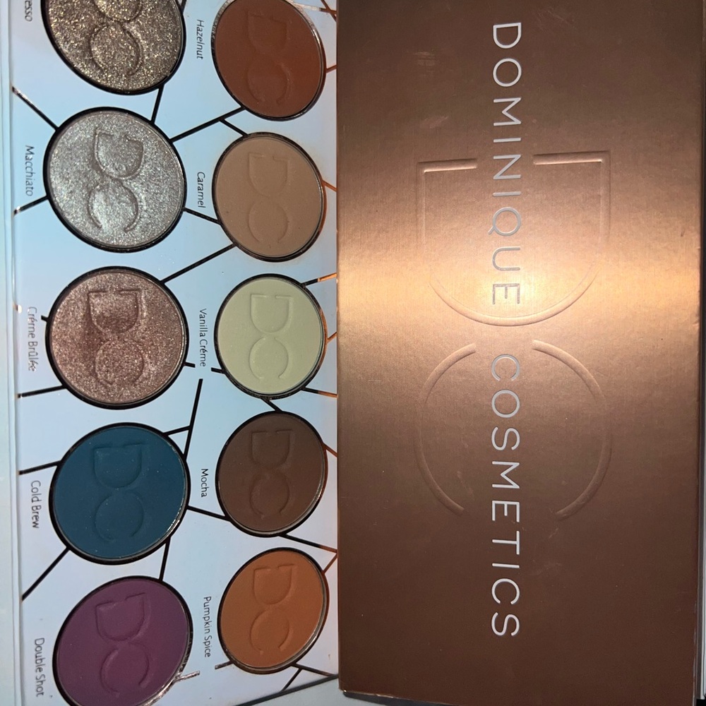 Dominique Cosmetics Latte Pallete